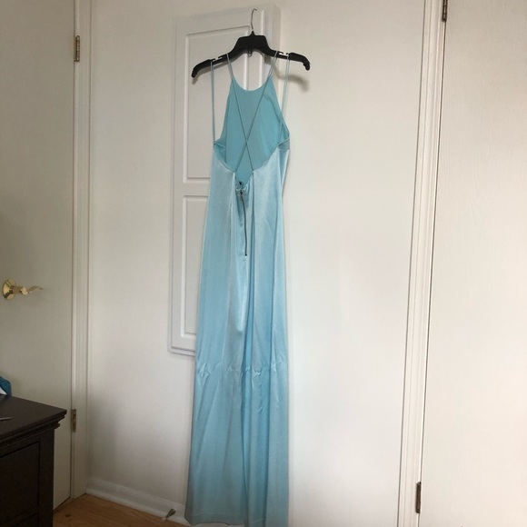 Alice + Olivia Ettley Halter Maxi Powder Blue - Picture 5 of 7